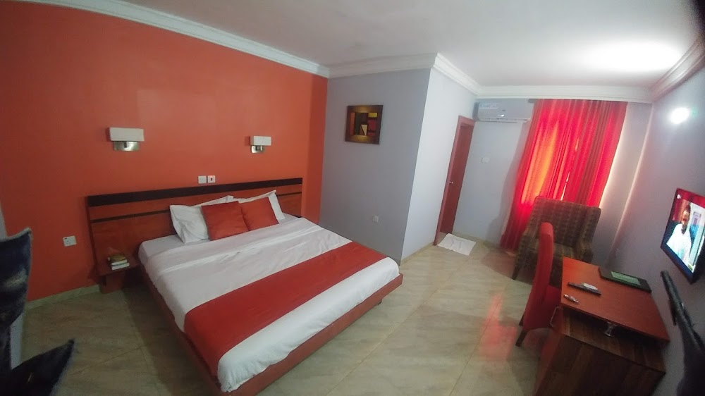 Dannic Hotels photo 2